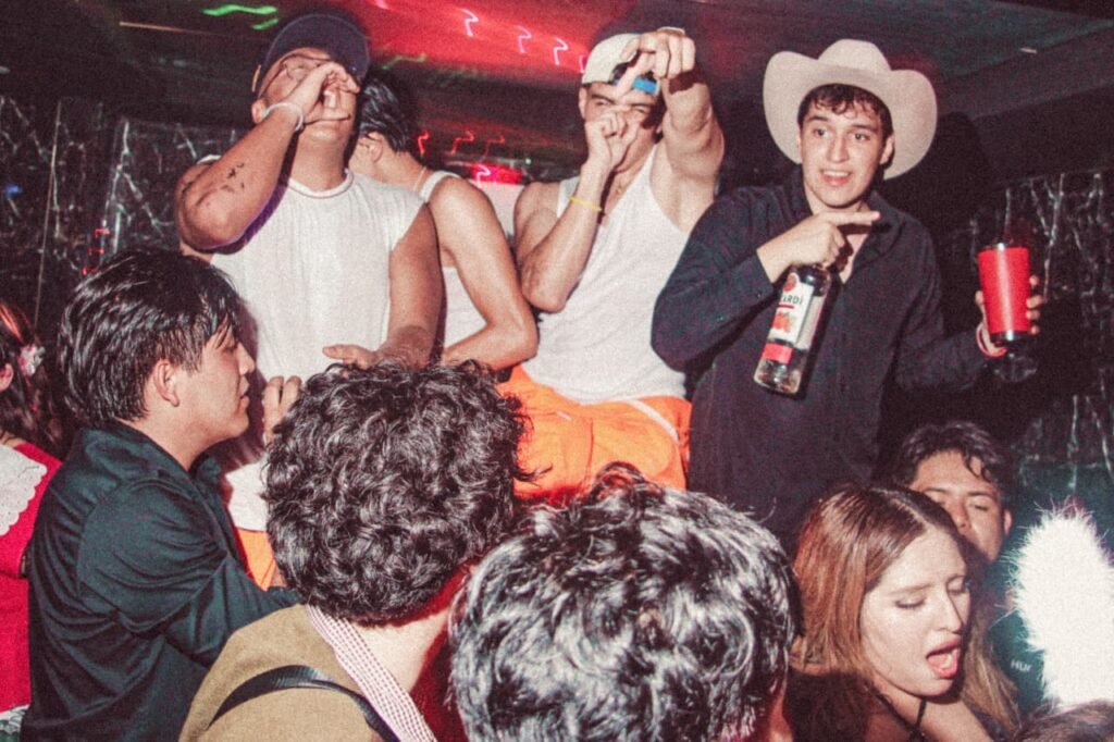 PERREO EN HALLOWEEN VOL8 CDMX